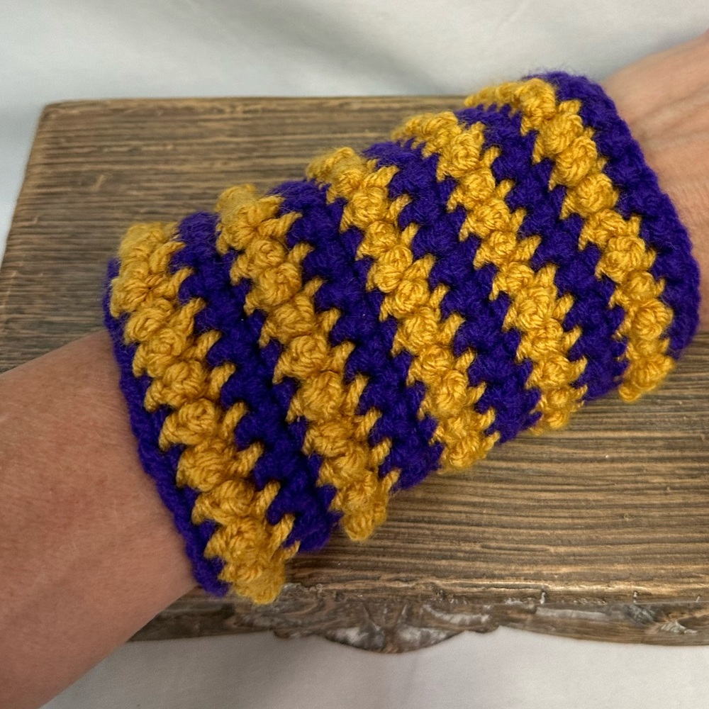 Crochet Coozie Purple And Gold | | Handmade NEW Handcrafted Koozie - Picture 6 of 10